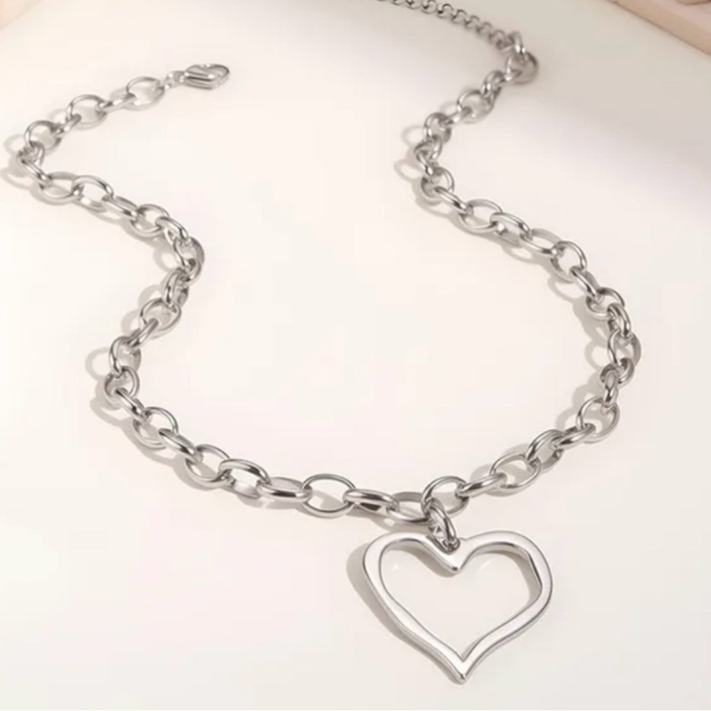 Silver Open Heart Link Necklace